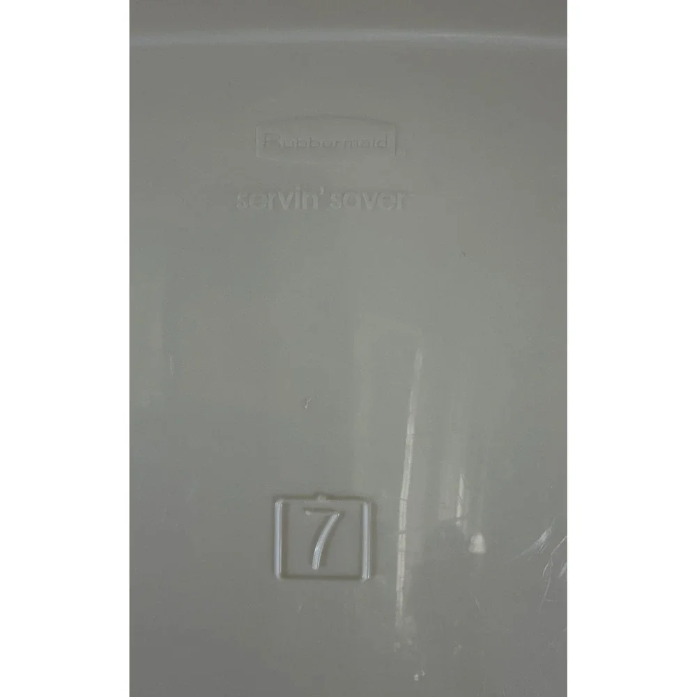 Rubbermaid Servin Saver 17 Cup Almond Vintage Food Storage Containers Set Of 2
